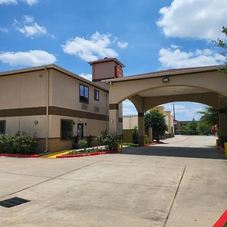 Palace Inn Sam Houston Race Park West Road Exterior foto