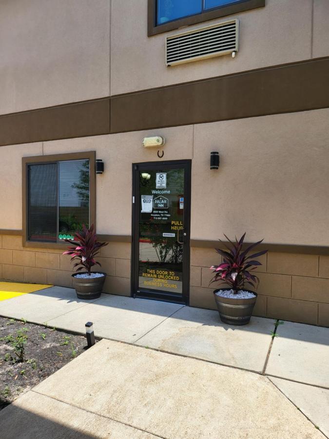 Palace Inn Sam Houston Race Park West Road Exterior foto